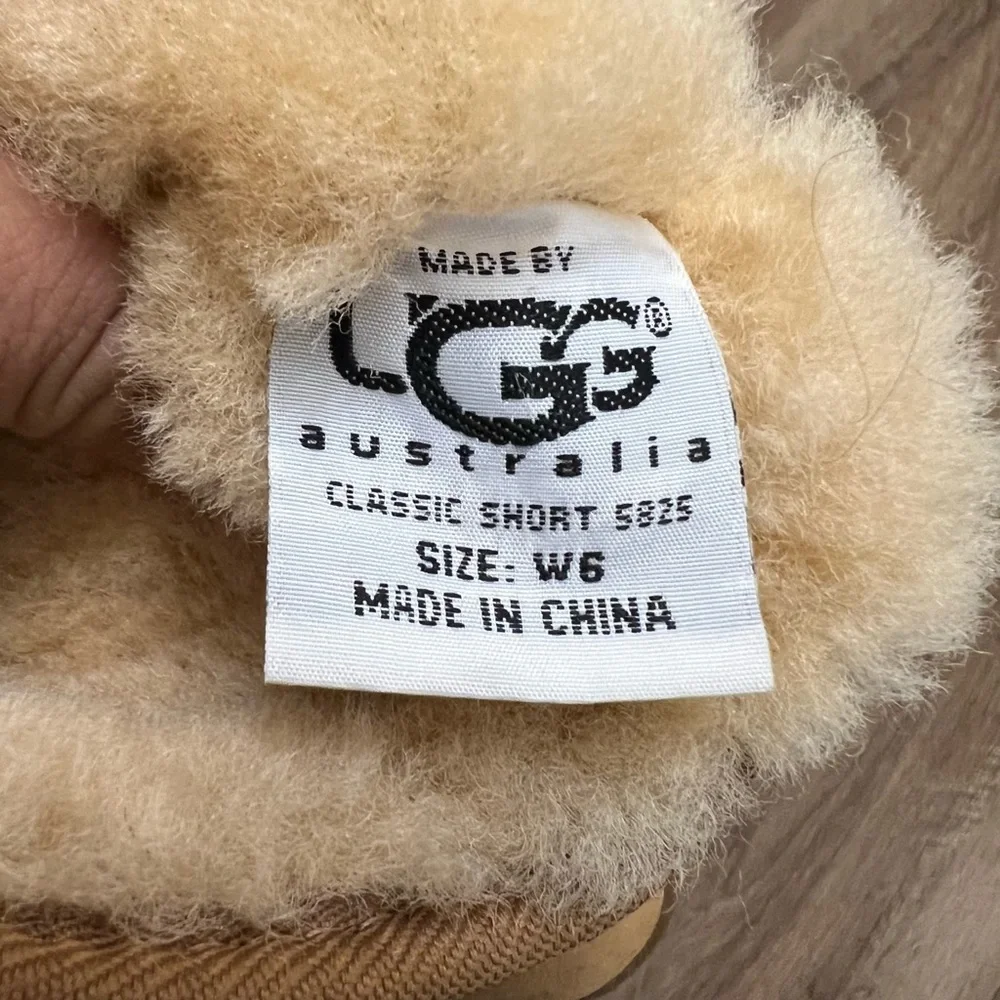 Ugg Australia‎ Womens Classic Short 5825